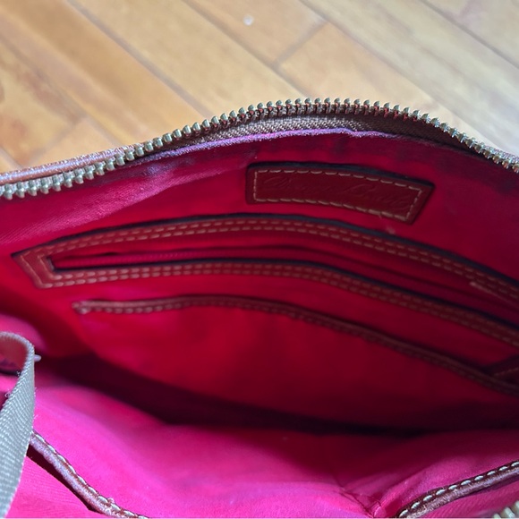 Dooney & Bourke Brown Crossbody Bag with Ostrich Texture - Picture 5 of 6